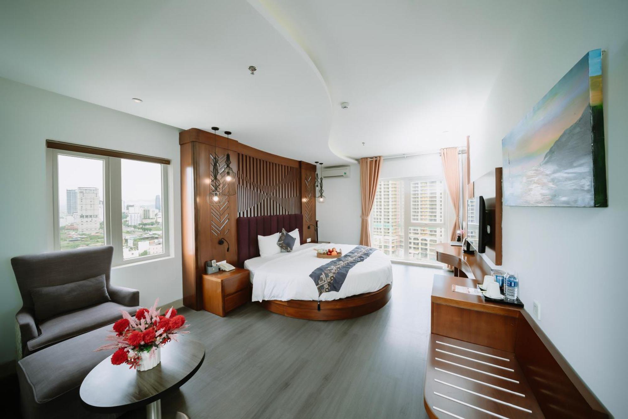 Tgt Beach Hotel Da Nang Exterior foto